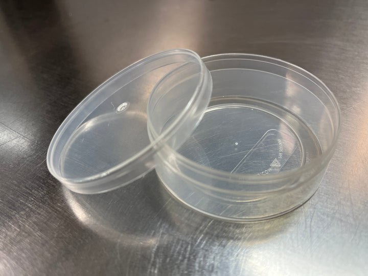 Reusable Petri Dishes (12 Pack) Clear with Snap-On Lid - Midnight Mushroom Co.